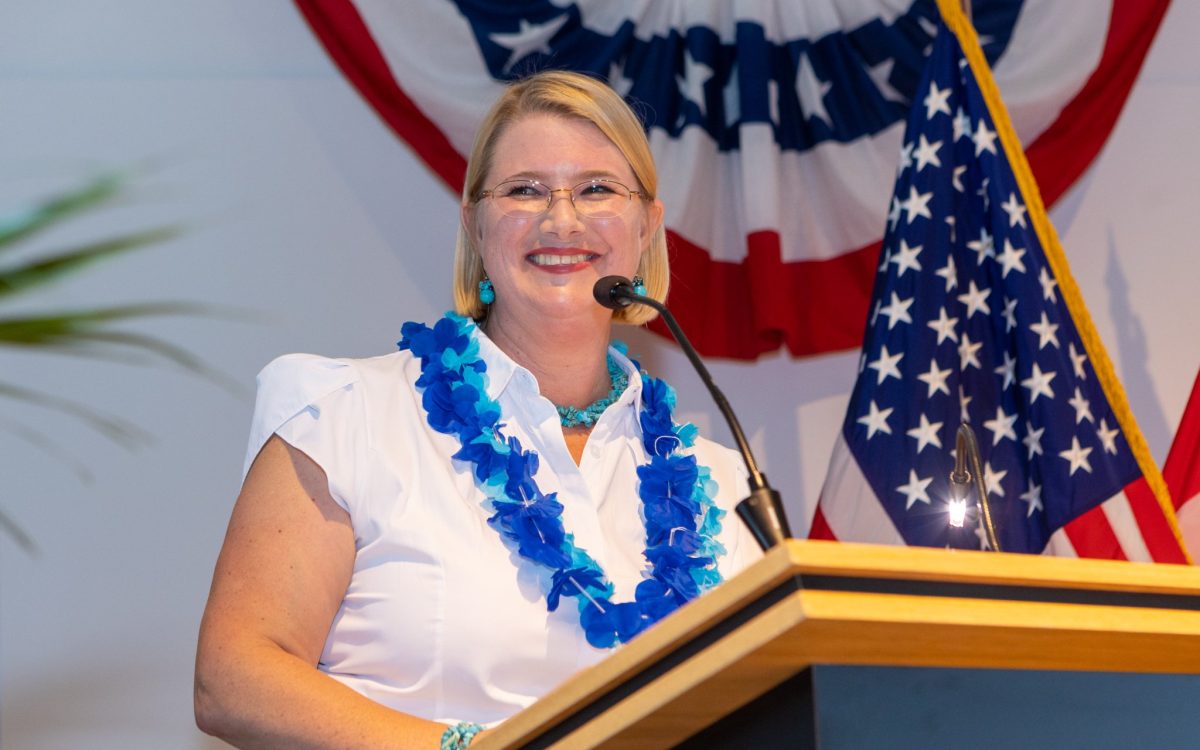 AU FÉMININ AVEC Mélanie Anne ZimmermaN, CONSULE